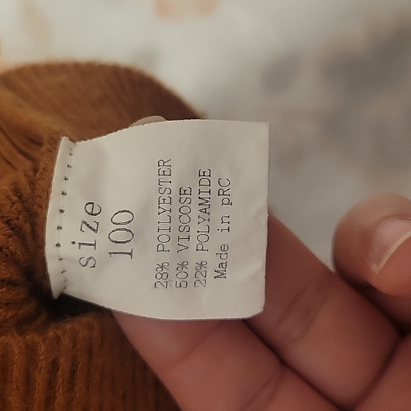 Toddler Girl Crowl Neck Peplum Dress - Picture 5 of 5